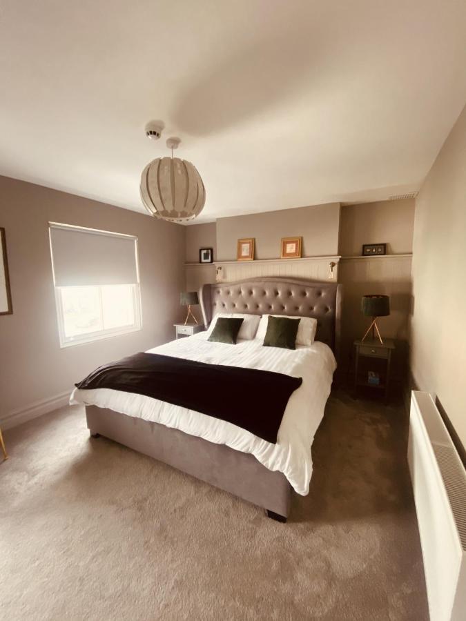 3 Bedroom Luxury Apartment Main Street 卡舍尔 外观 照片
