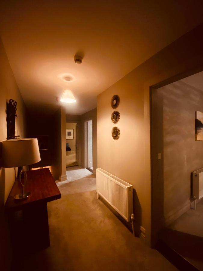 3 Bedroom Luxury Apartment Main Street 卡舍尔 外观 照片