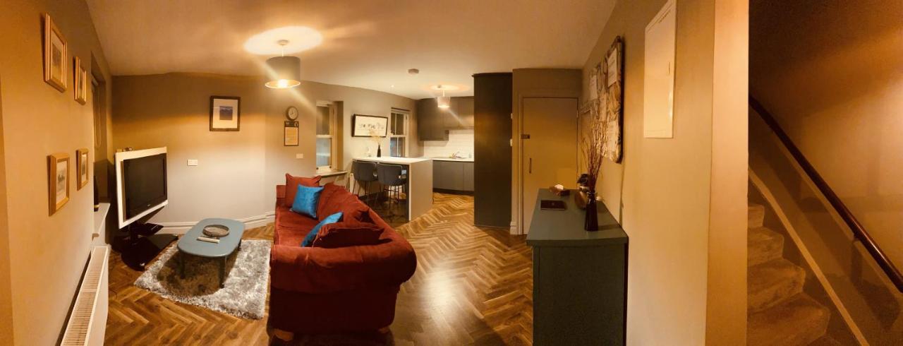 3 Bedroom Luxury Apartment Main Street 卡舍尔 外观 照片
